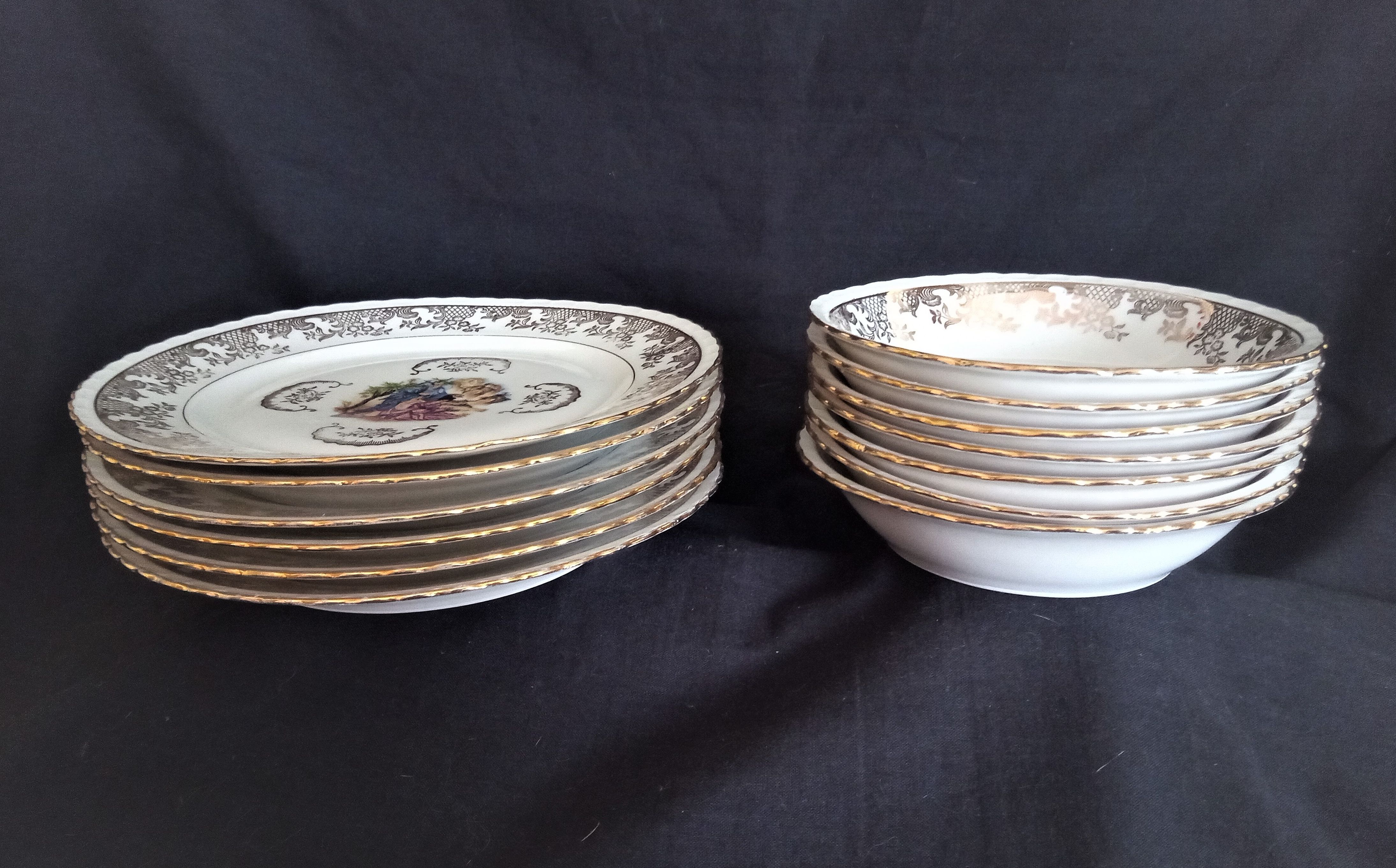 Set of 13 plates with Japanese motifs in real Limoges porcelain