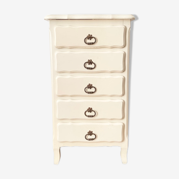 Vintage white ragpicker