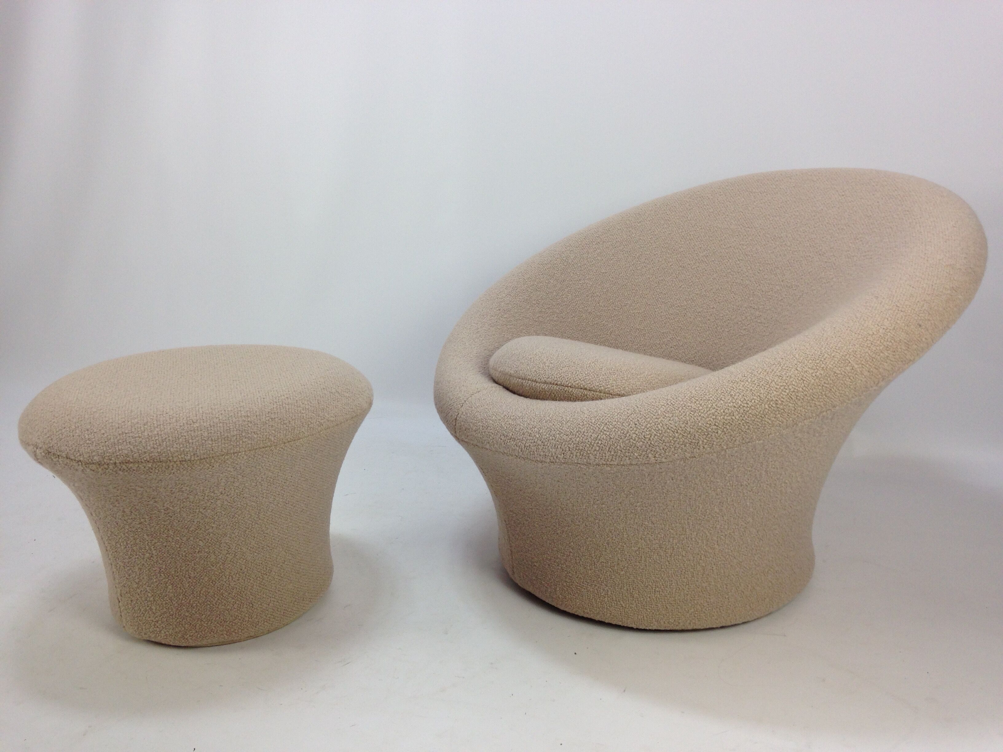 Mushroom armchair with pouf by Pierre Paulin for Artifort, Pierre Frey