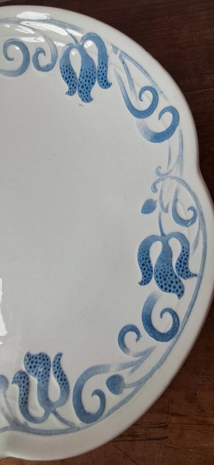 Plat rond Tircis de U&C Sarreguemines.  Début 20ème