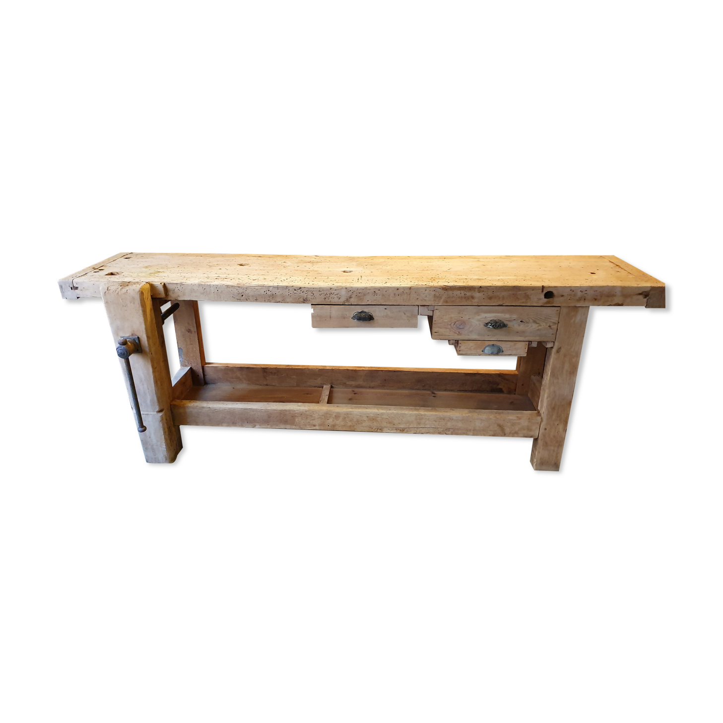 Carpenter's establishment