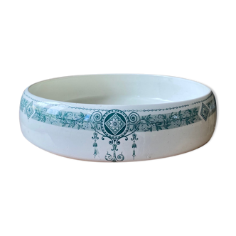 Old washbasin