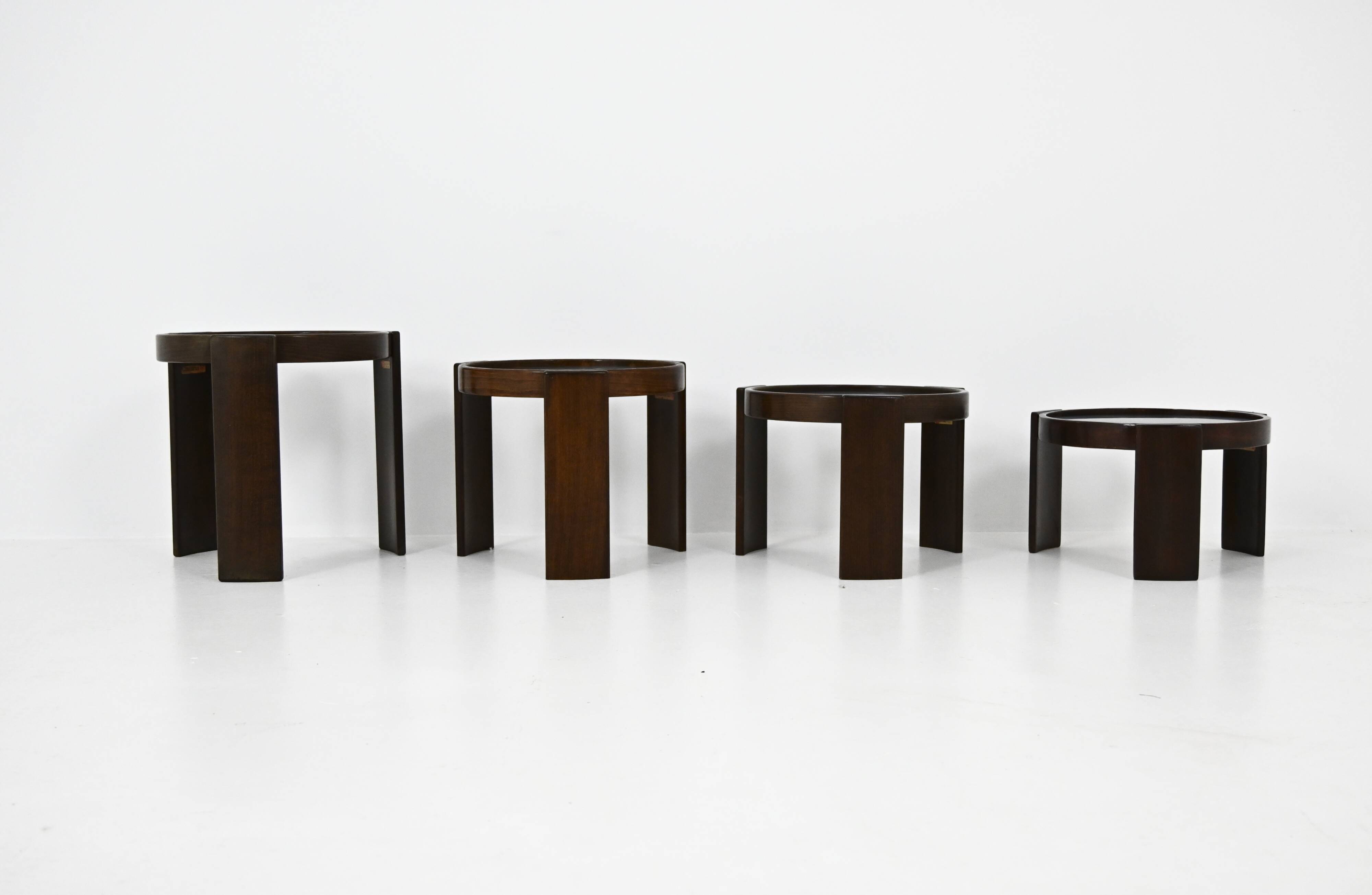 Nest tables model 780, created by Gianfranco Frattini for Cassina, year