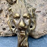 Patère lion en laiton style baroque