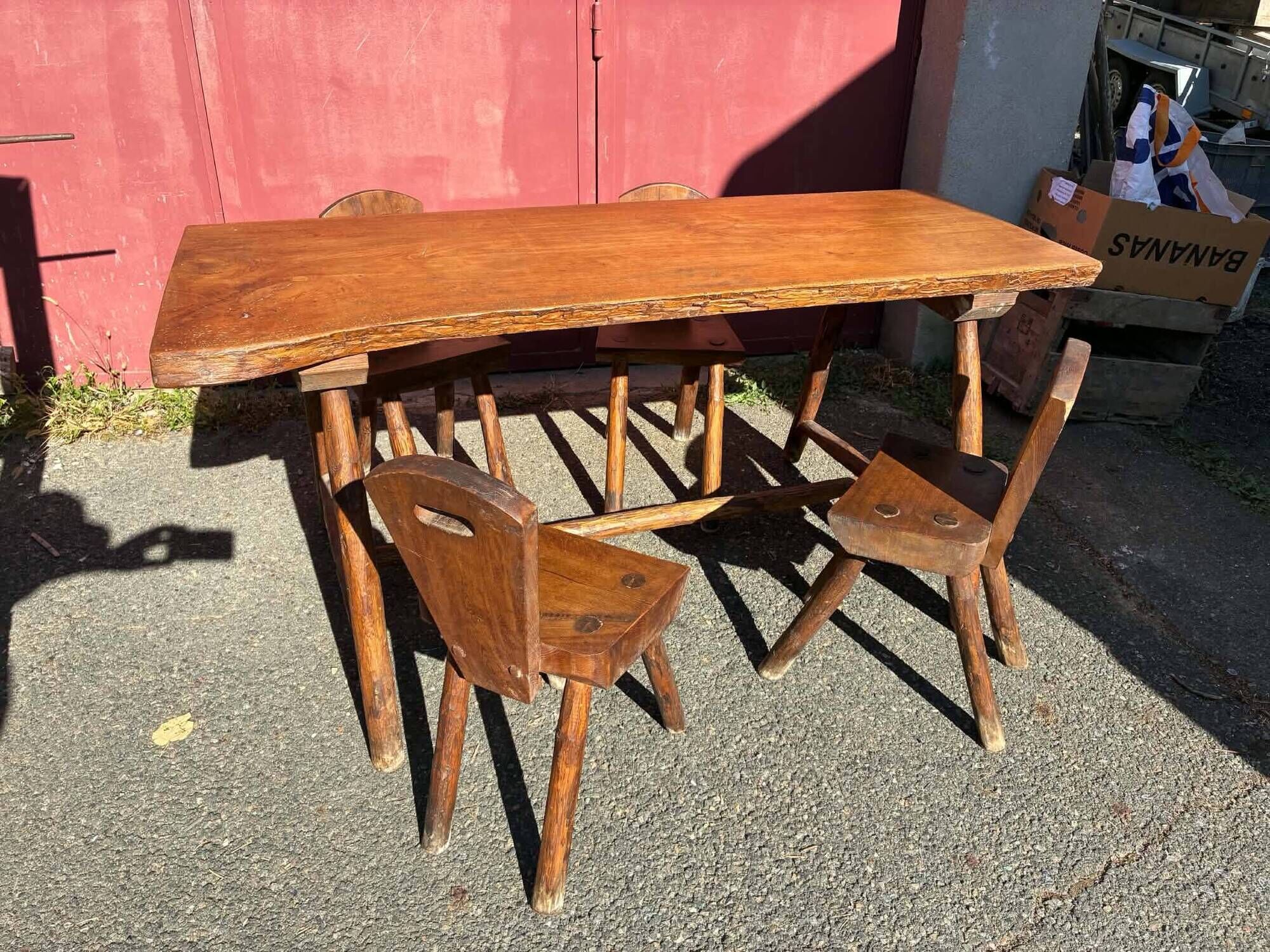Table and 4 wooden chairs set