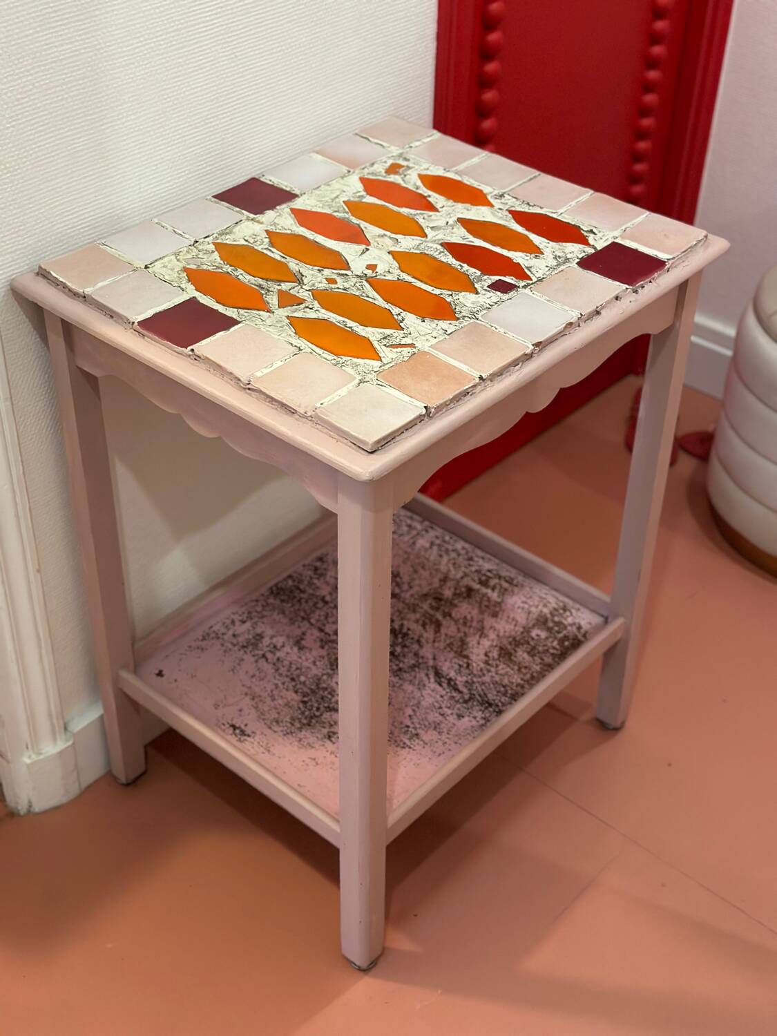 Side table console mosaic pink orange original vintage charm colourful