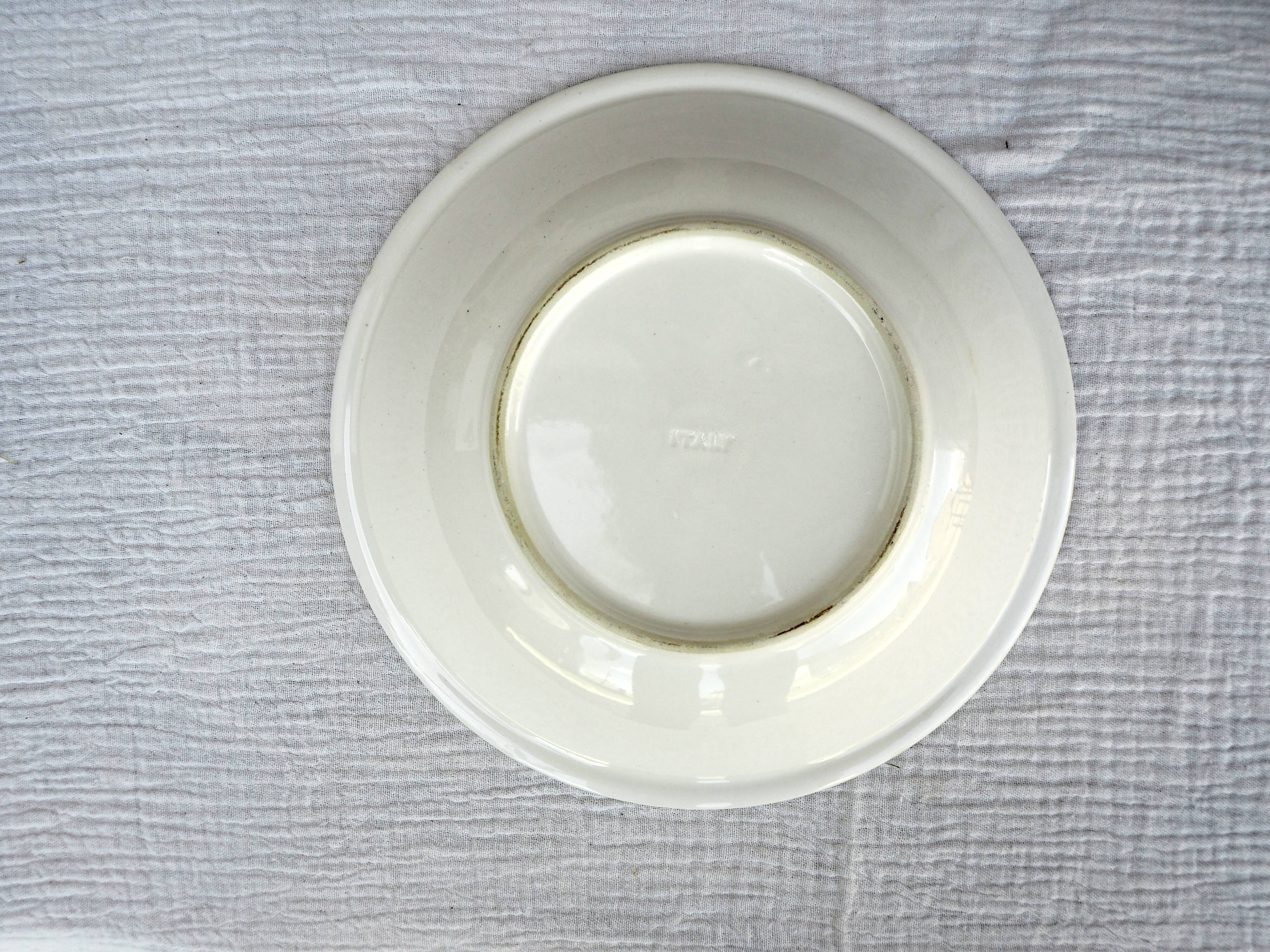 Set de 6 assiettes creuses mouchetées, Italy