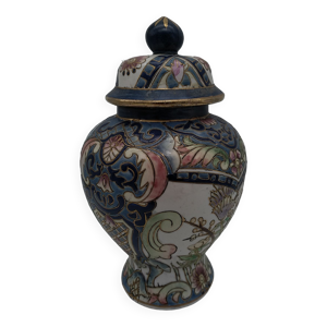Pot ou urne chine