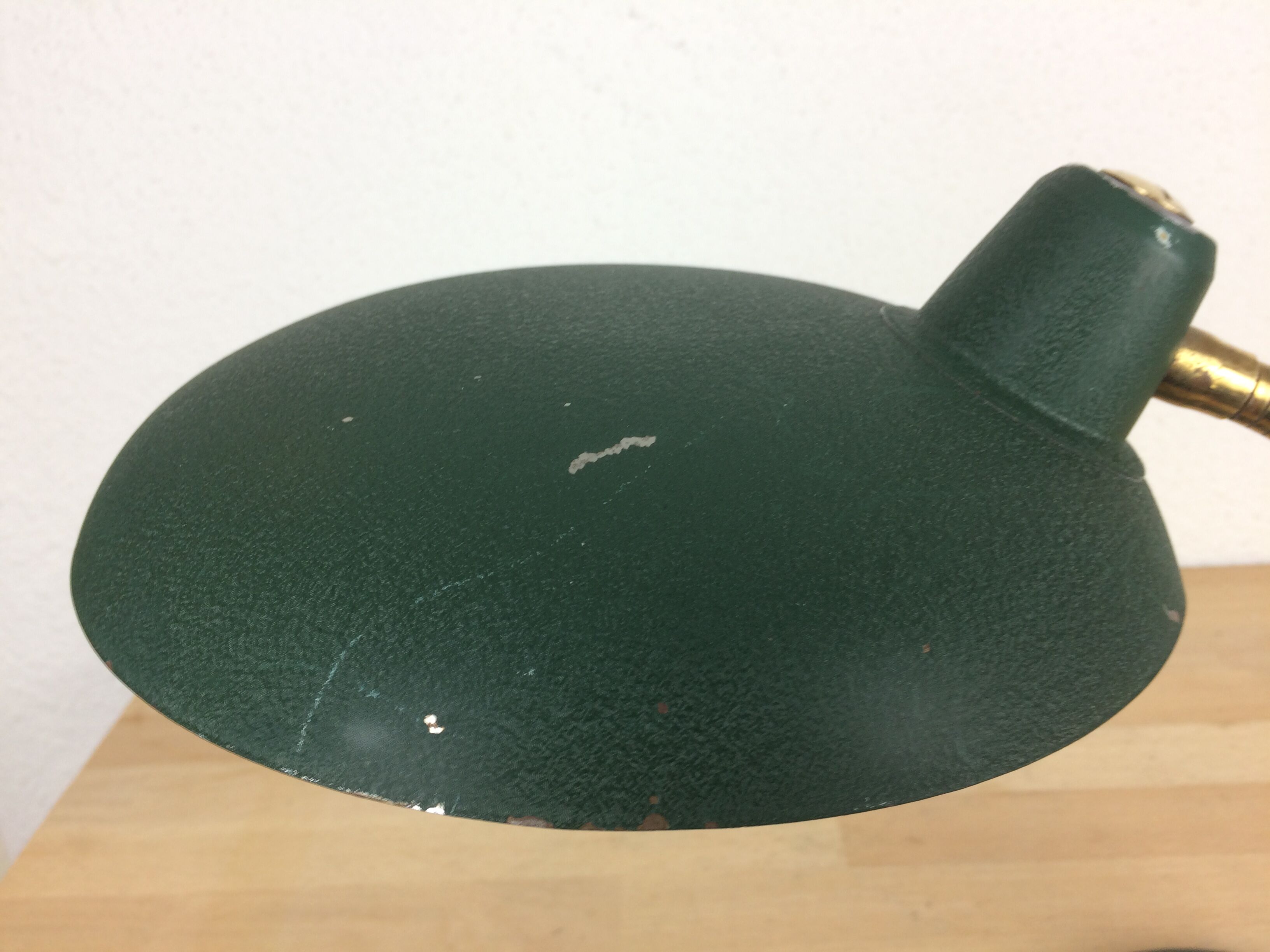 40s green flexible desk lamp