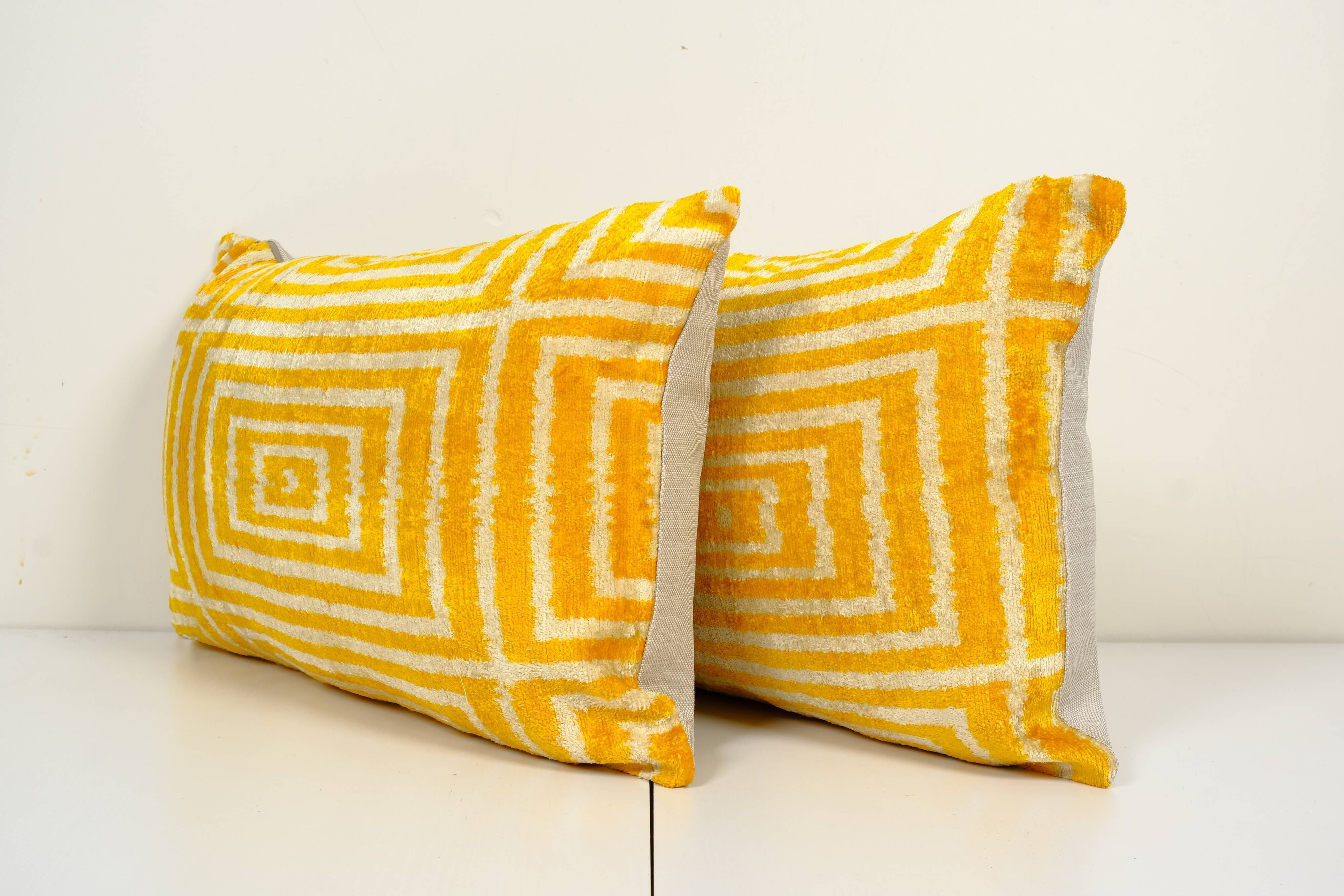 Pair of cushions