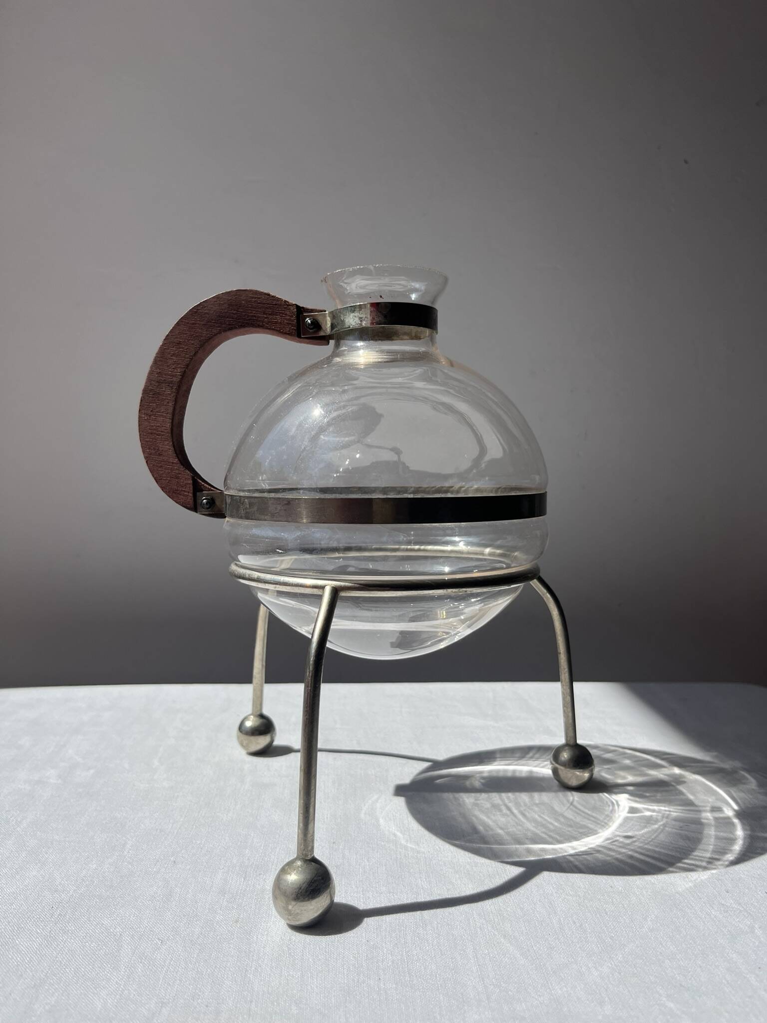 Old Mona vacuum coffee maker