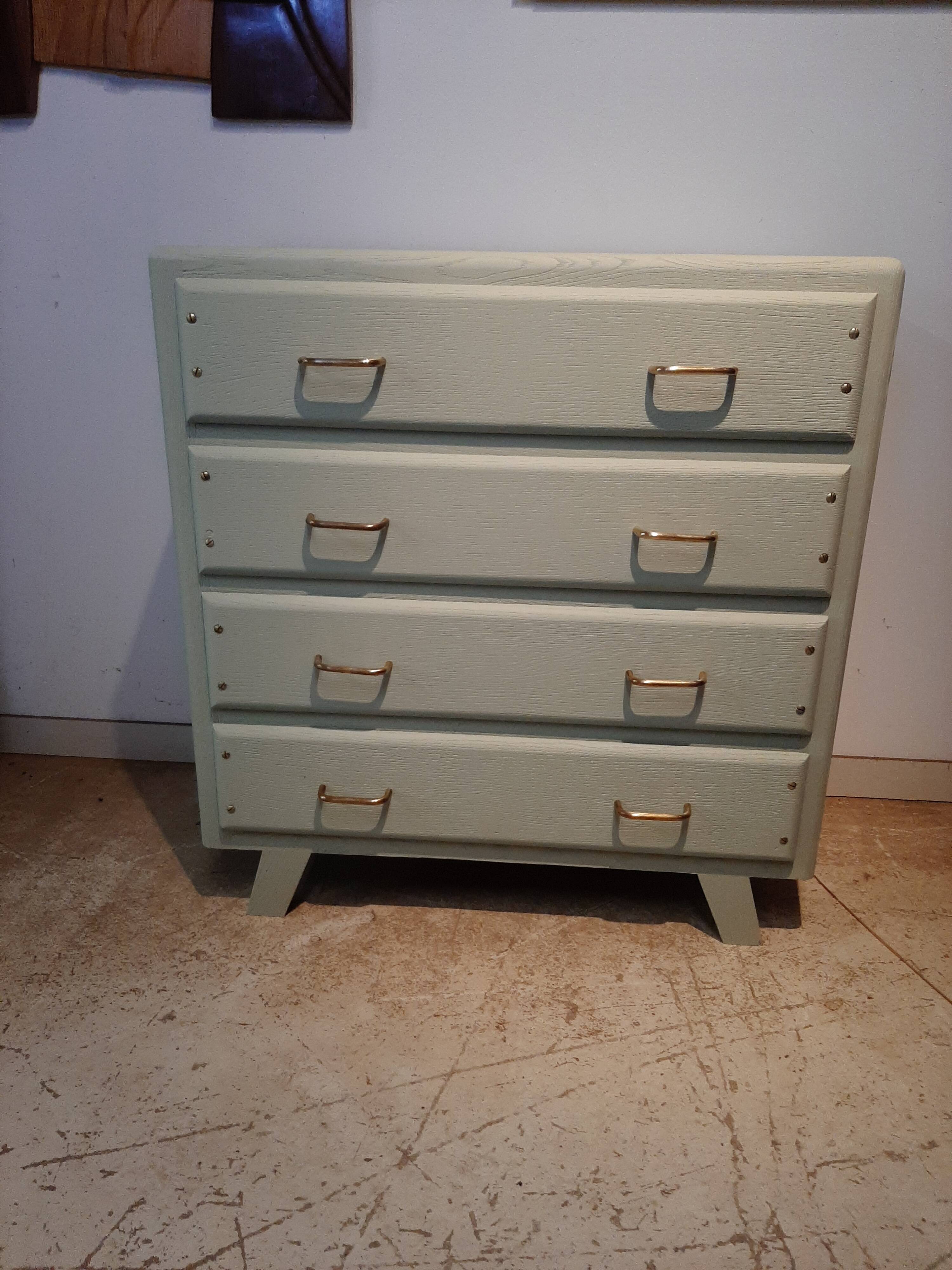 Vintage chest of drawers