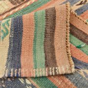 Kilim Vintage Anatolien, Rayures Tribales et Motifs Géométriques Pastel