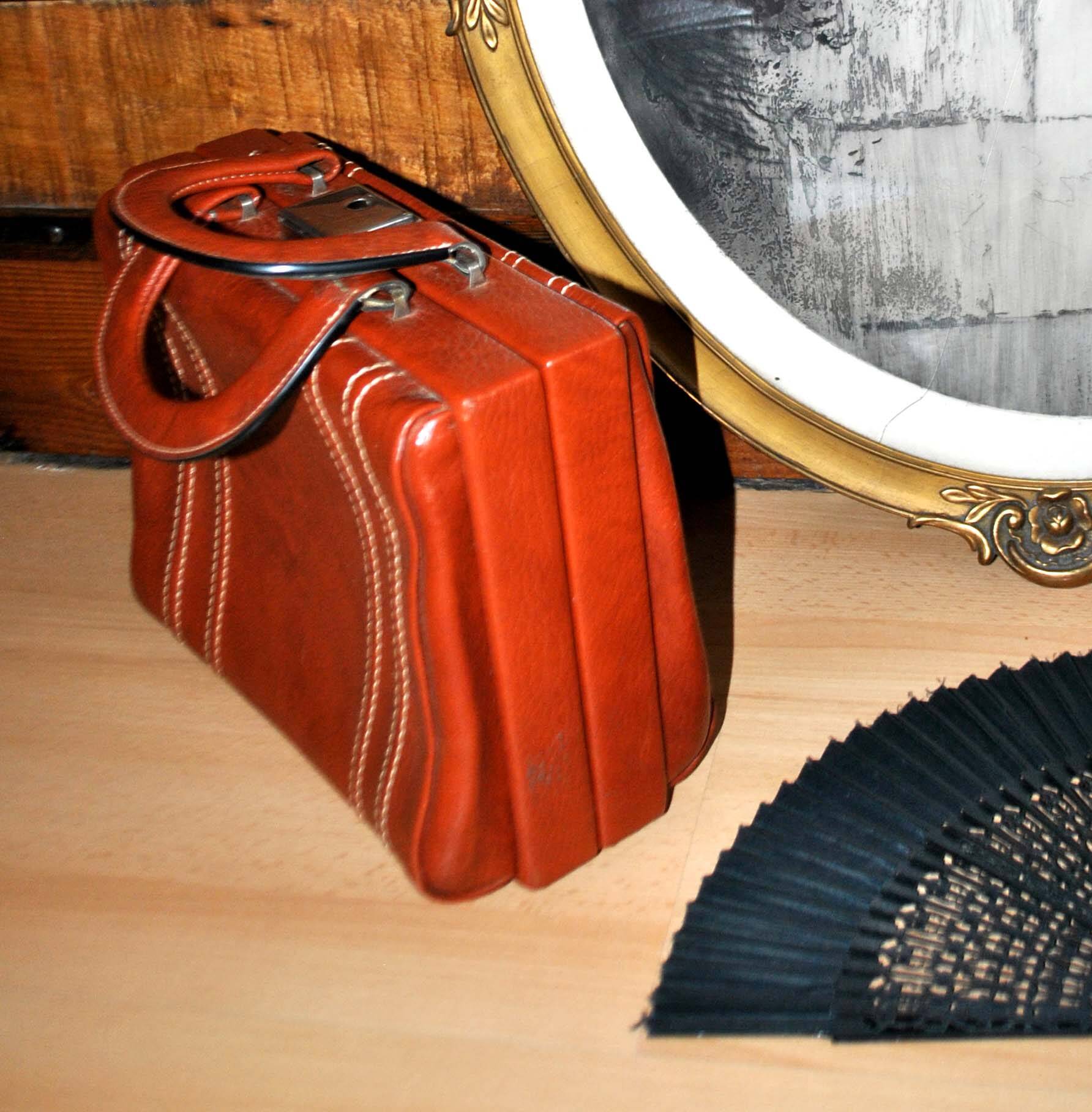 Vintage Valisette handbag 1940-1950 Orange-brown faux Skai Malette Vanity