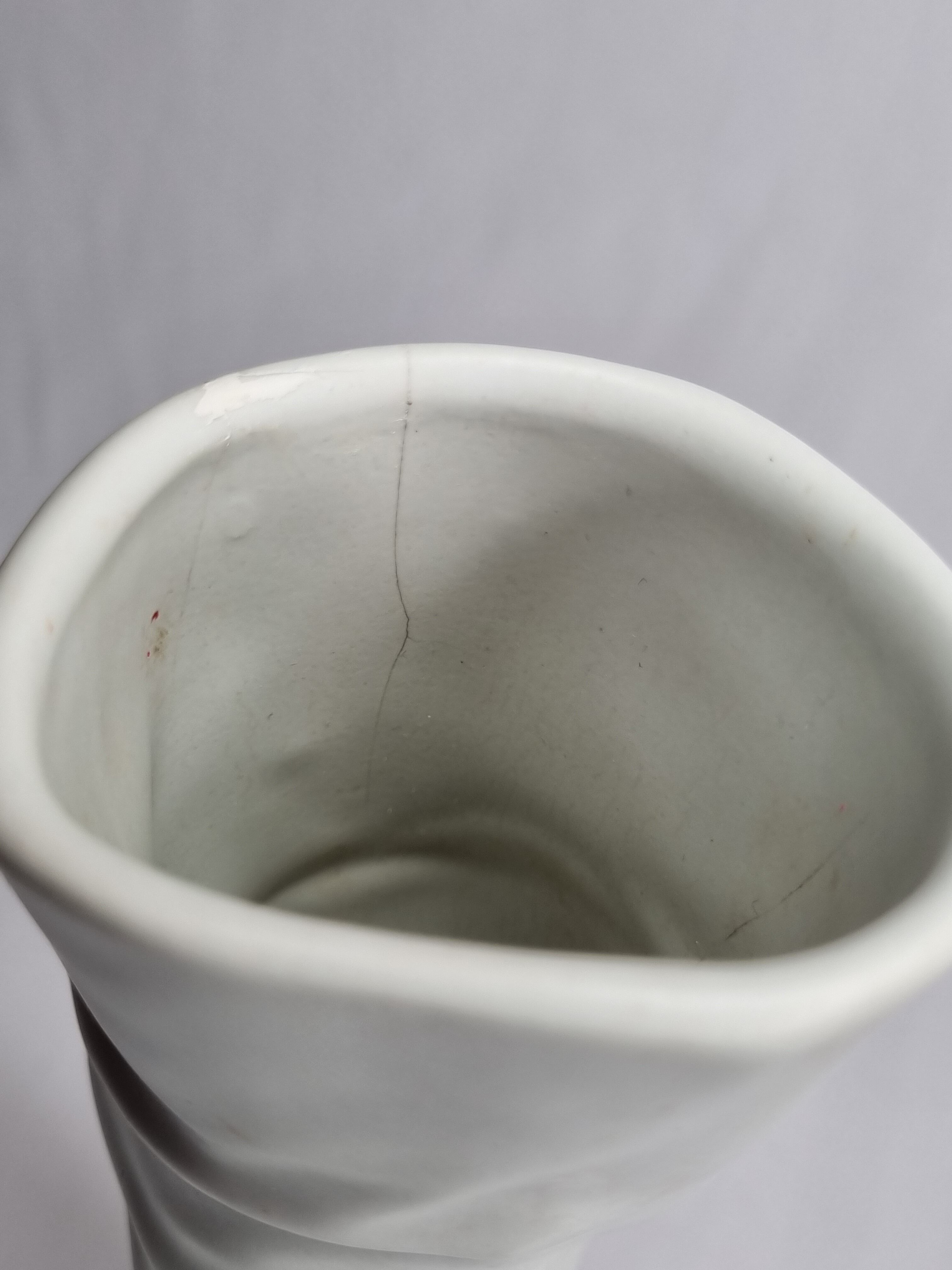 Vase in the shape of a glove "Hepburn", 80s, 31 cm