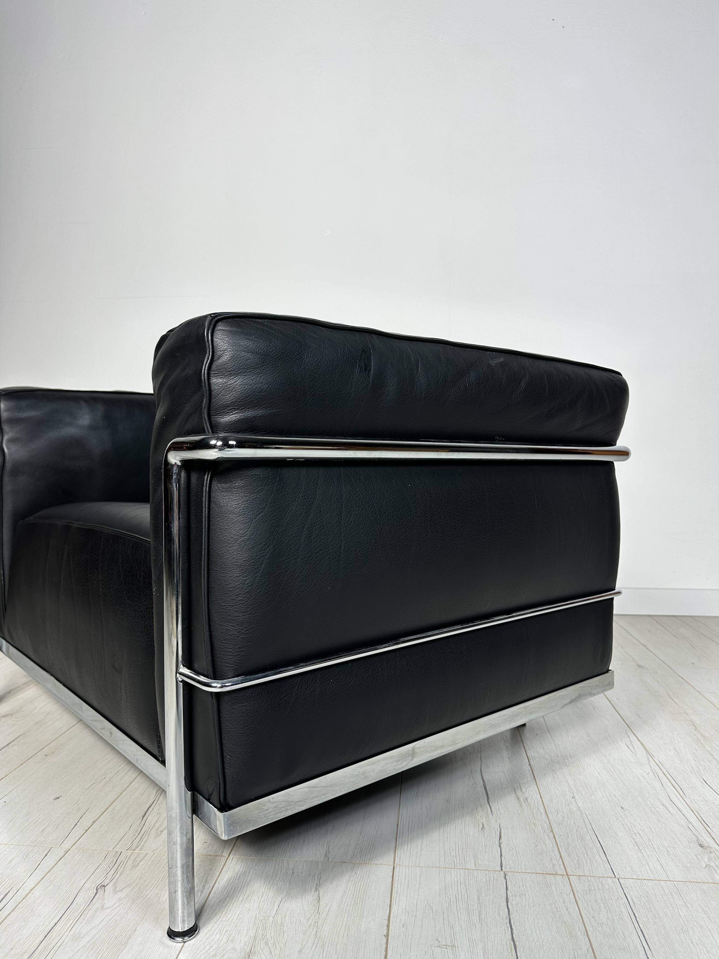 Fauteuil vintage en cuir lc3 par le corbusier & charlotte perriand - cassina