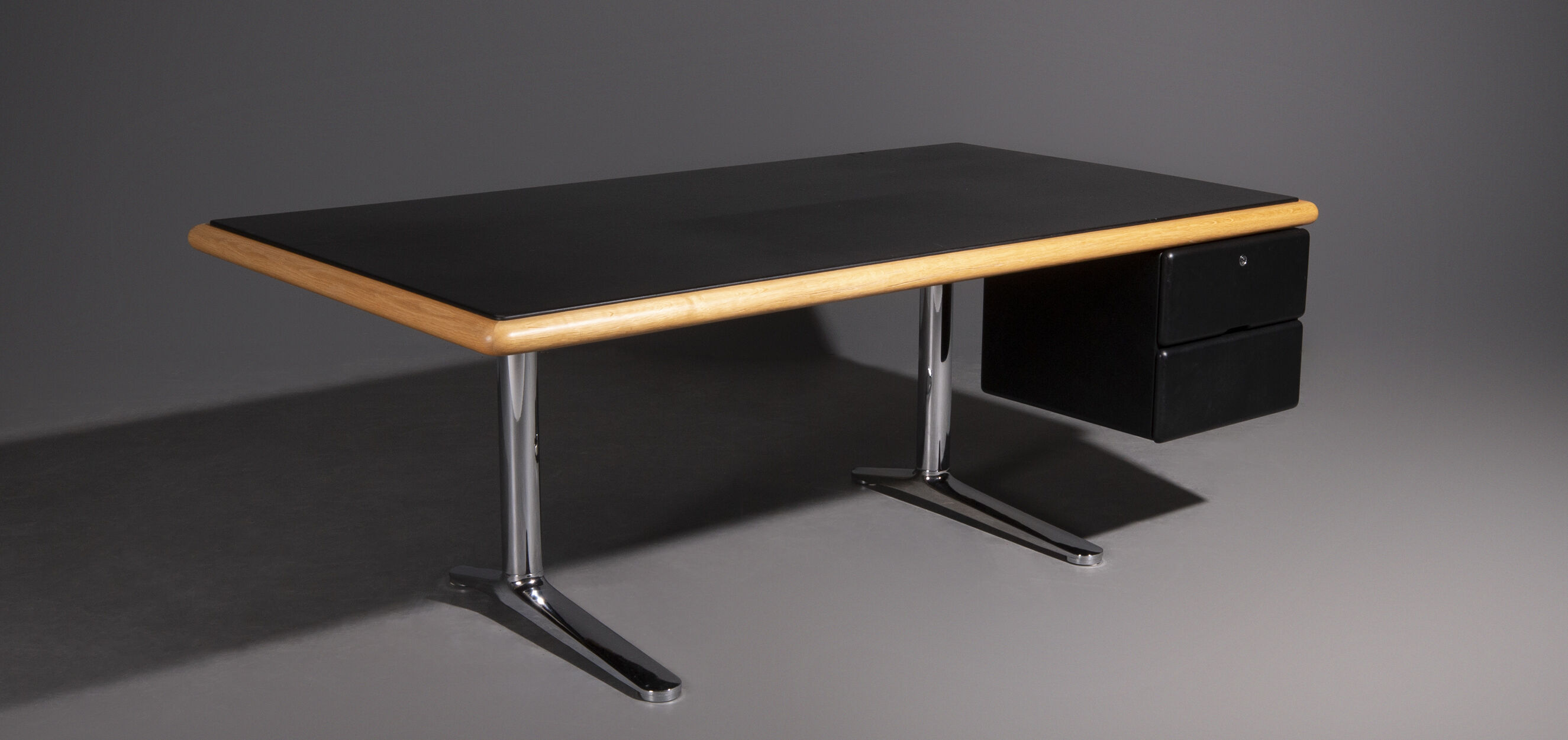 Warren Platner desk with drawers, Knoll International