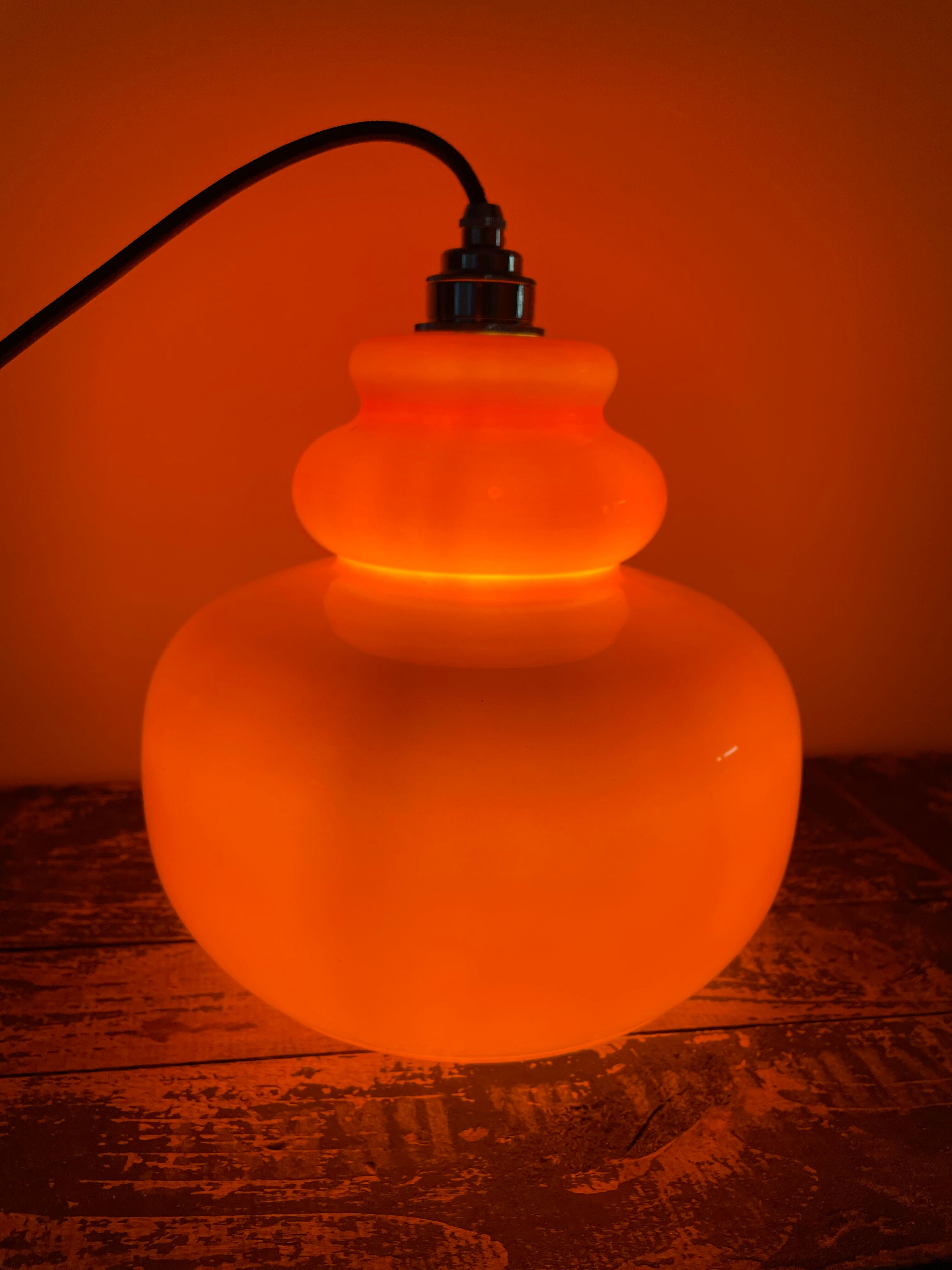 Vintage suspension lamp in orange opaline electrified to nine