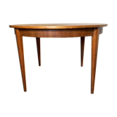 Table de repas ronde aux design scandinave en teck des années 60.