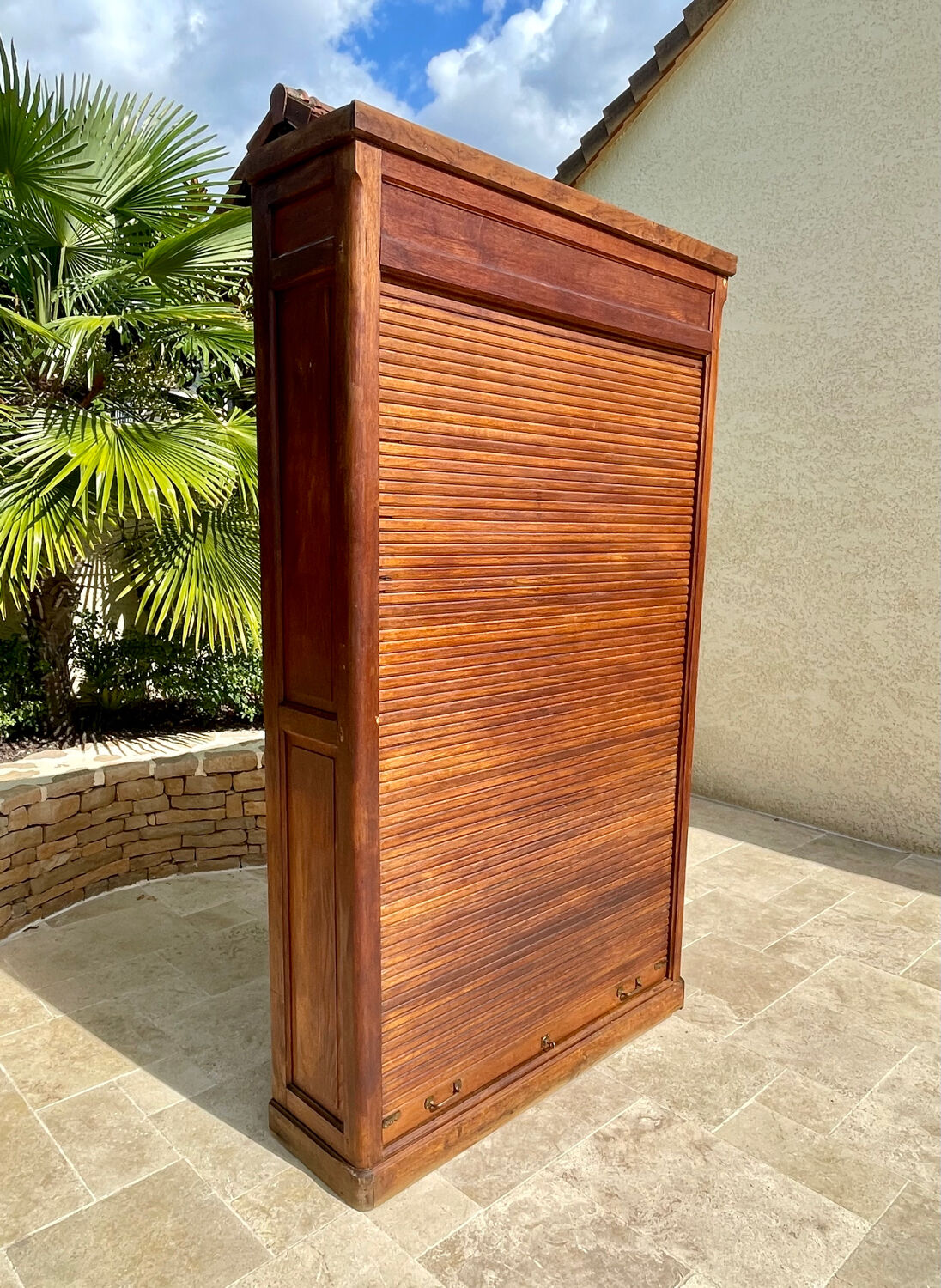 Filing cabinet with curtain