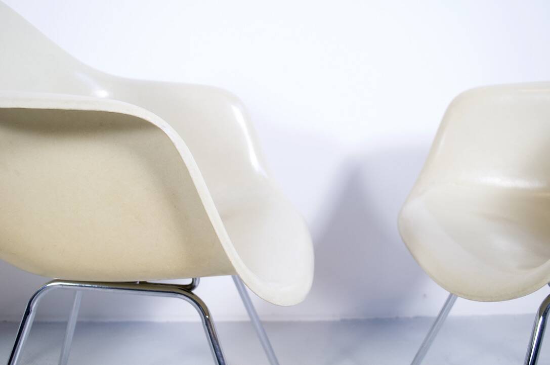 4 DAX Eames armchairs from the 60's Herman Miller mobilier international