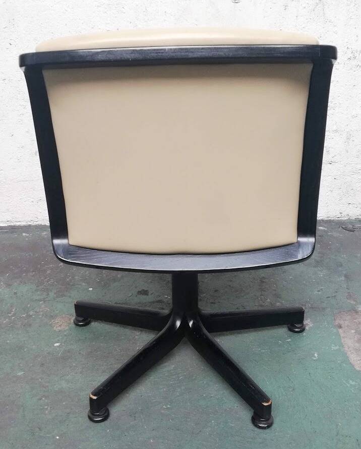 Comforto office chair