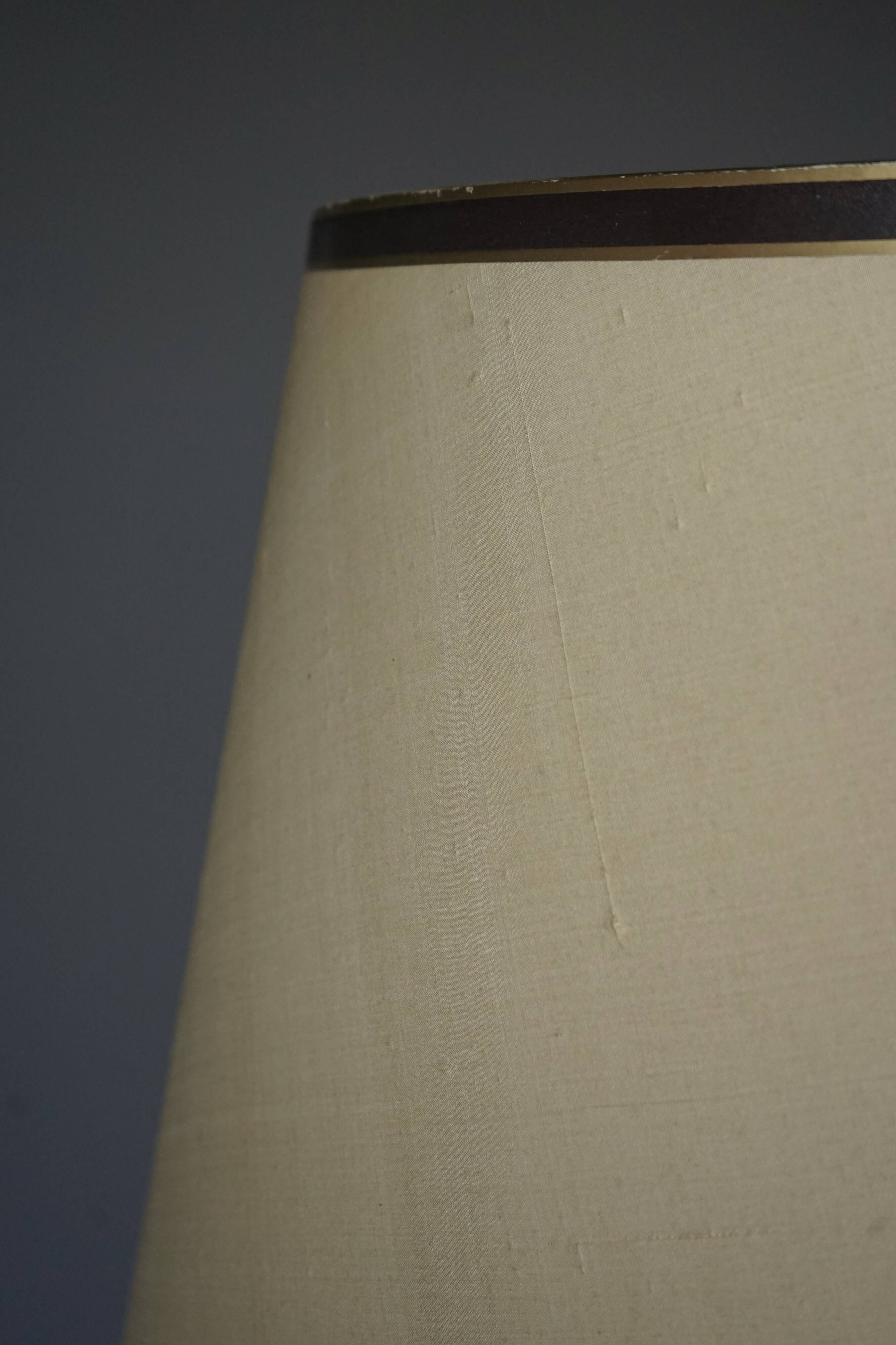 Lampadaire français en bronze. Années 1970