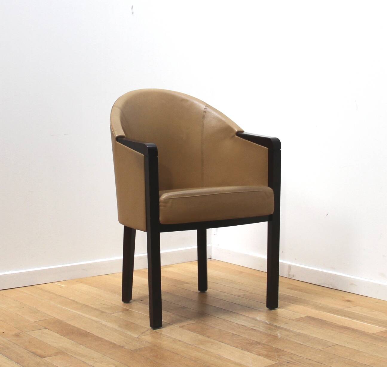 Paire de fauteuils Diamond, Poltrona Frau