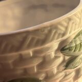 Sugar bowl in barbotine with leaf and green fruit motifs in relief