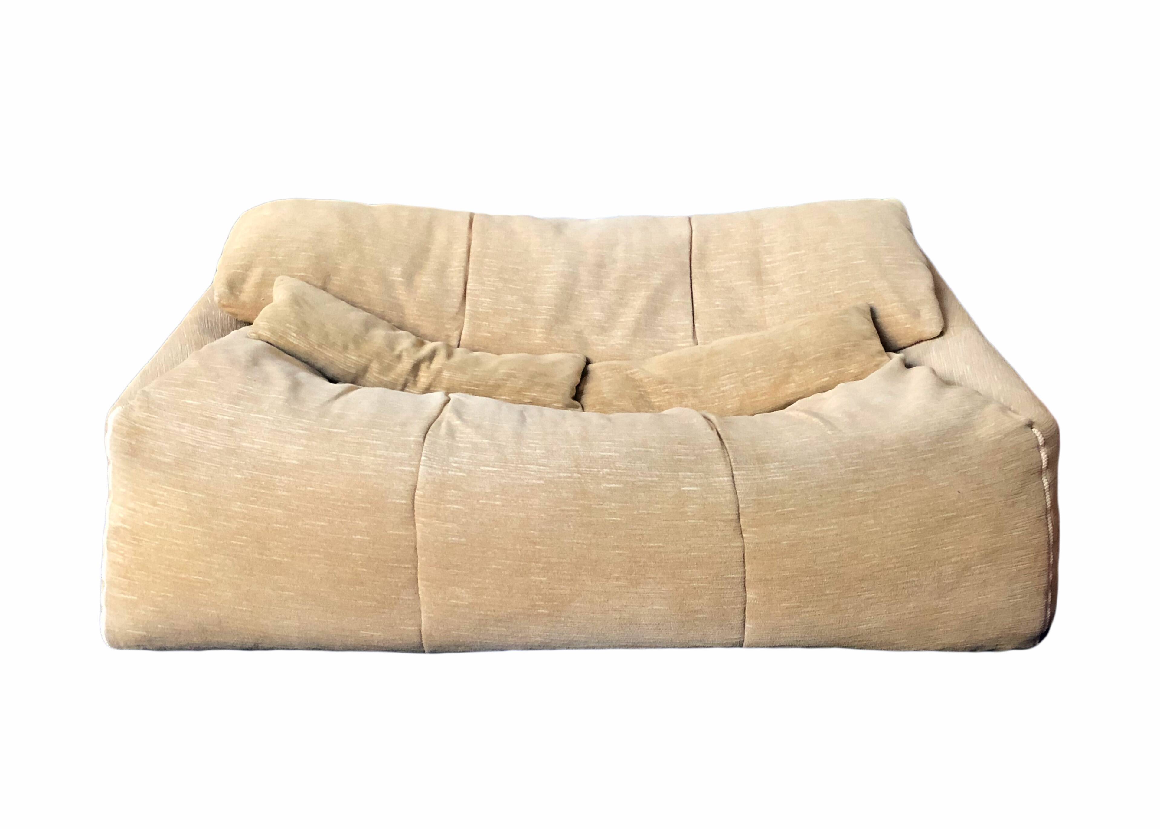 "Plumy" 2-seater sofa by Cinna, designed by Annie Hiéronimus