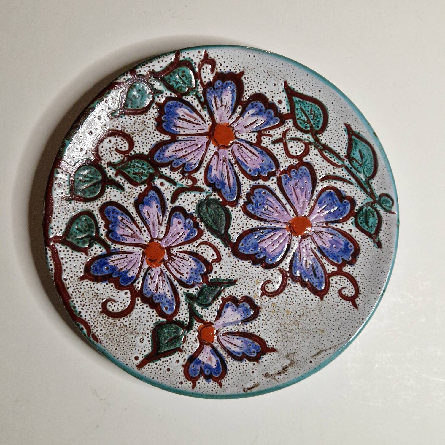 Decorative plate Vallauris floral design.