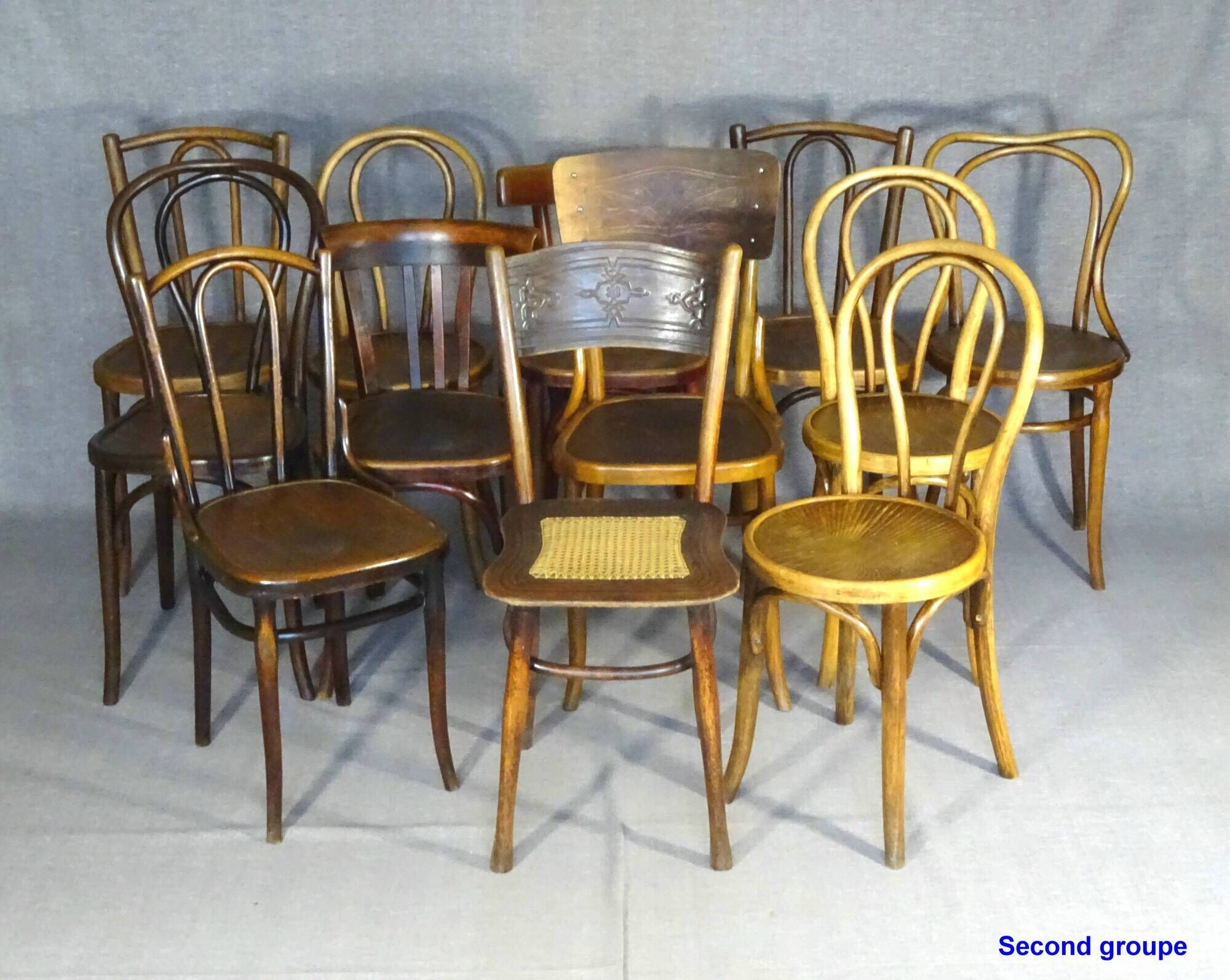 Set of 24 mismatched bistro chairs, curved wood, 1920 to 1955 Thonet...