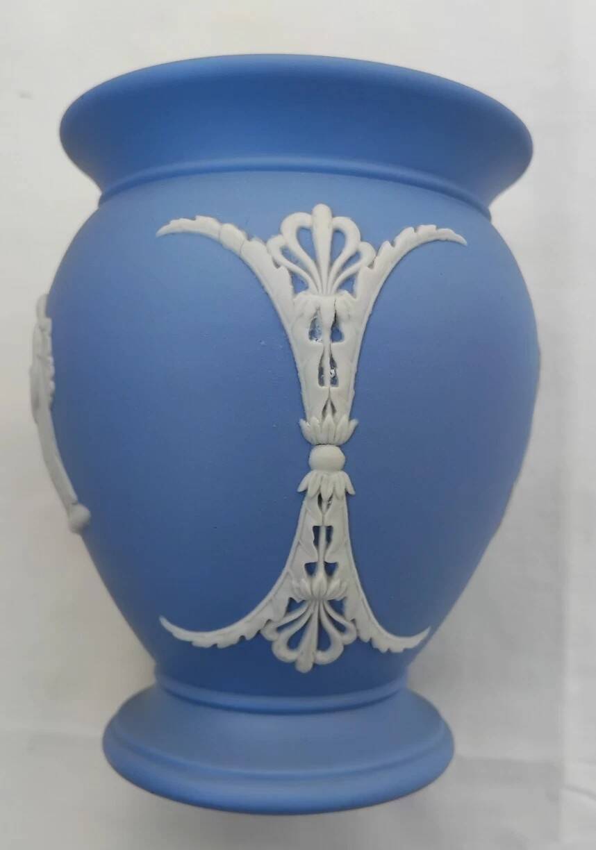 Collection - Set of 4 Decorative Pieces in Wedgwood Jasper