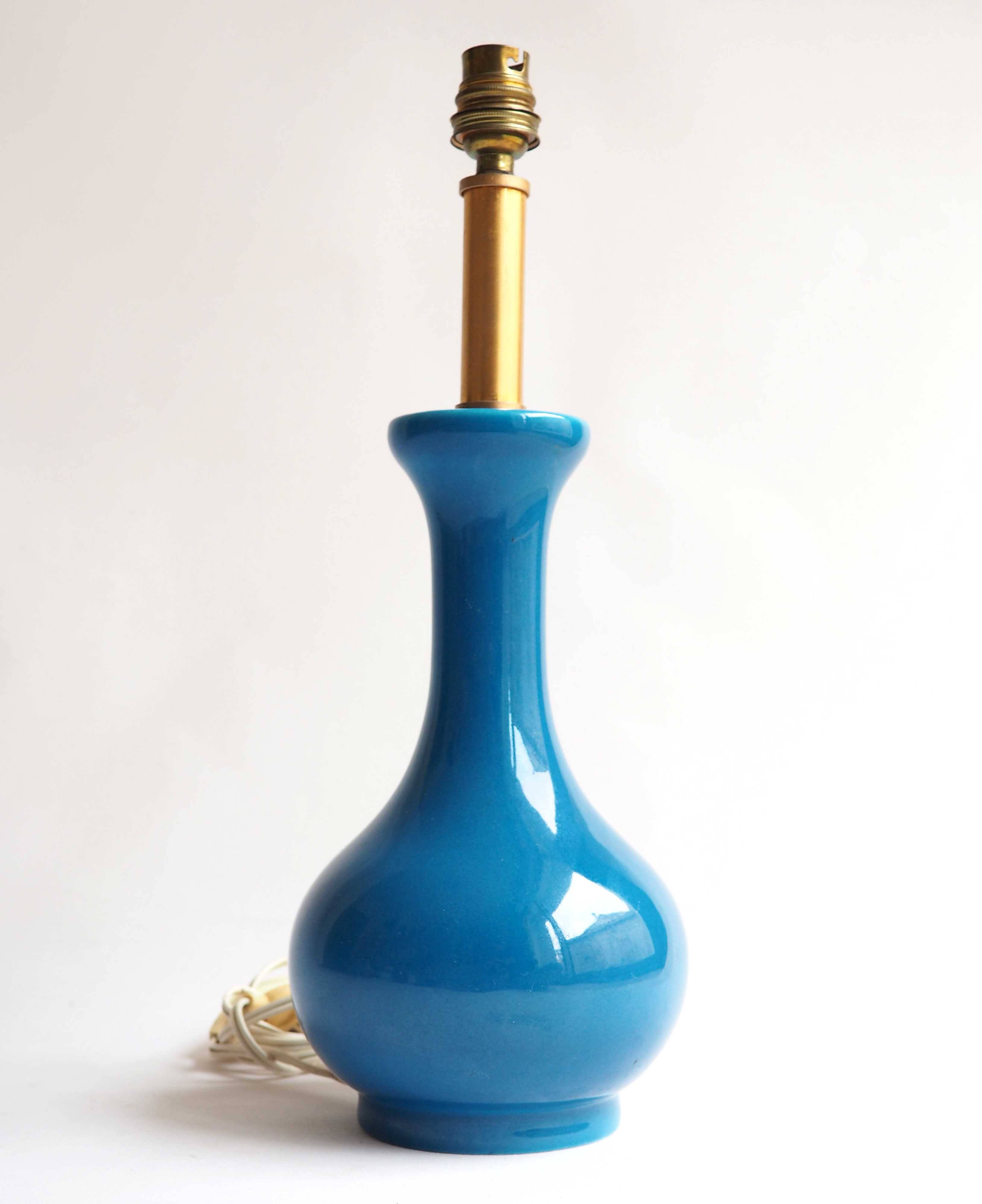 Pied de lampe en céramique bleue