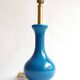 Pied de lampe en céramique bleue