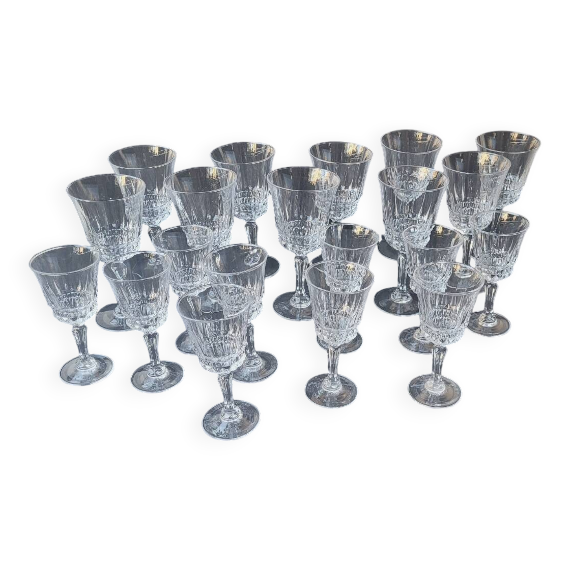 Set of 20 70's stemmed glasses