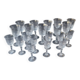 Set de 20 verres à pieds 70's