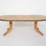 Large pinewood extendable dining table1970's