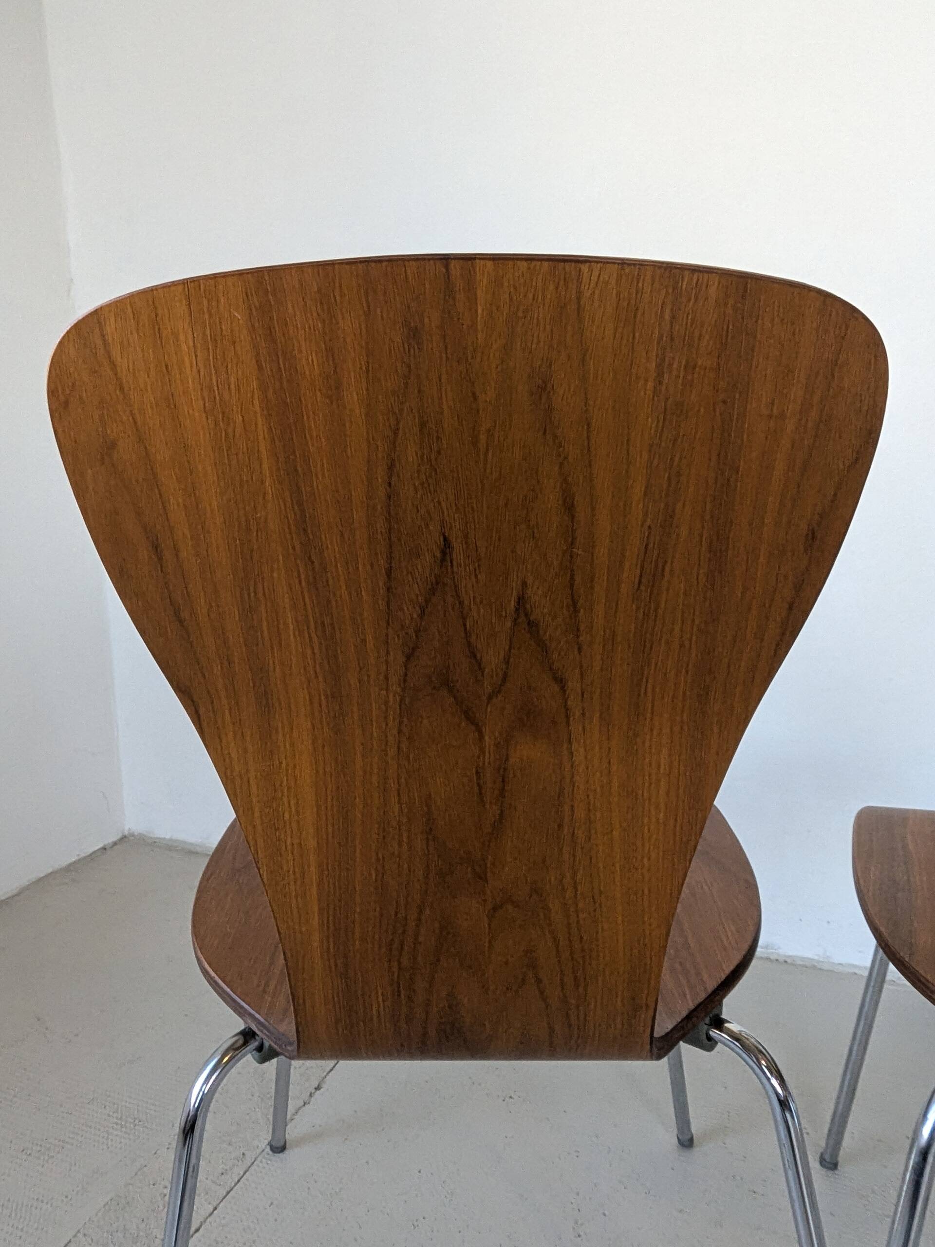 Paire de chaises de Tapio Wirkkala pour Asko, noyer