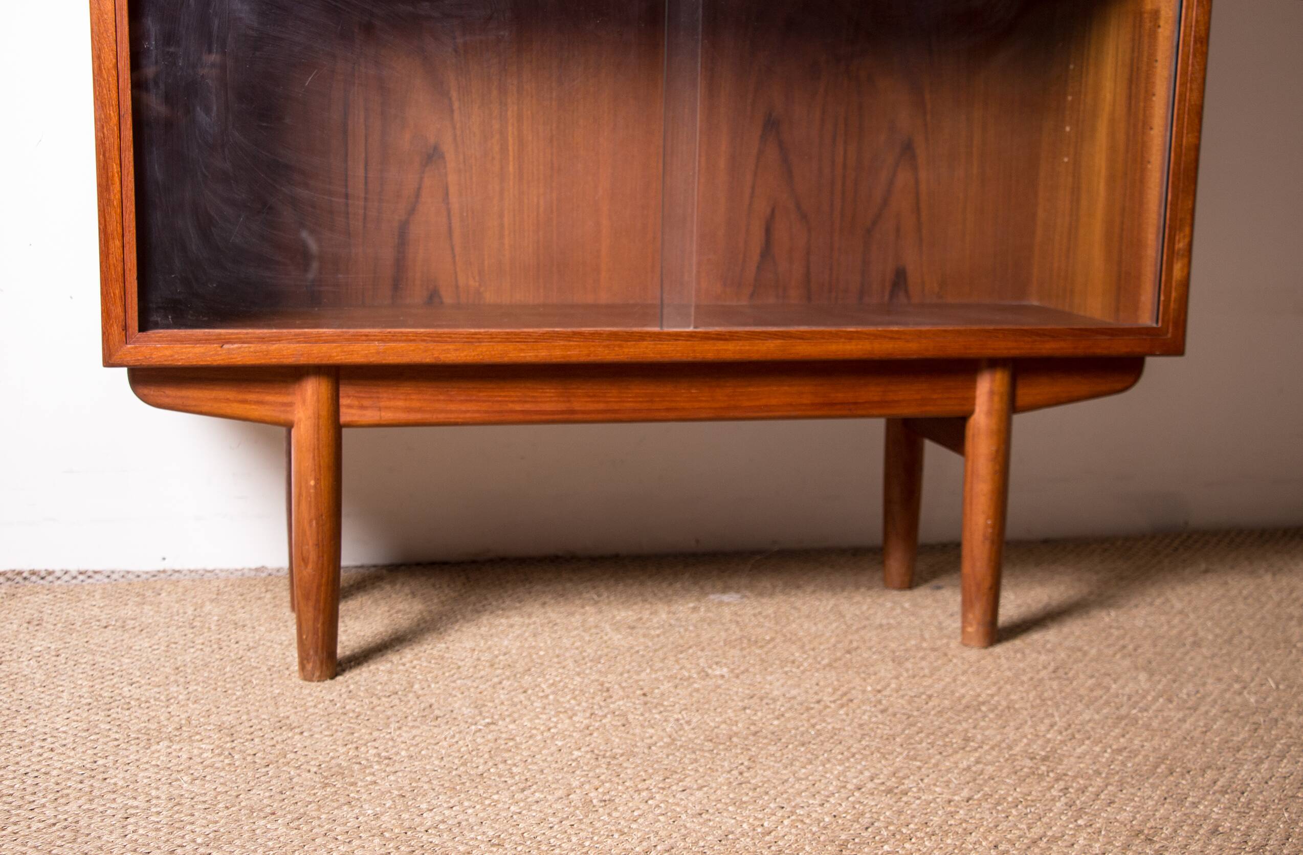 Danish Teak Bookcase, Showcase by Borge Mogensen for Soborg Mobelfabrik 1960.