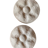 Set of 5 plates in white slurry with oyster pattern