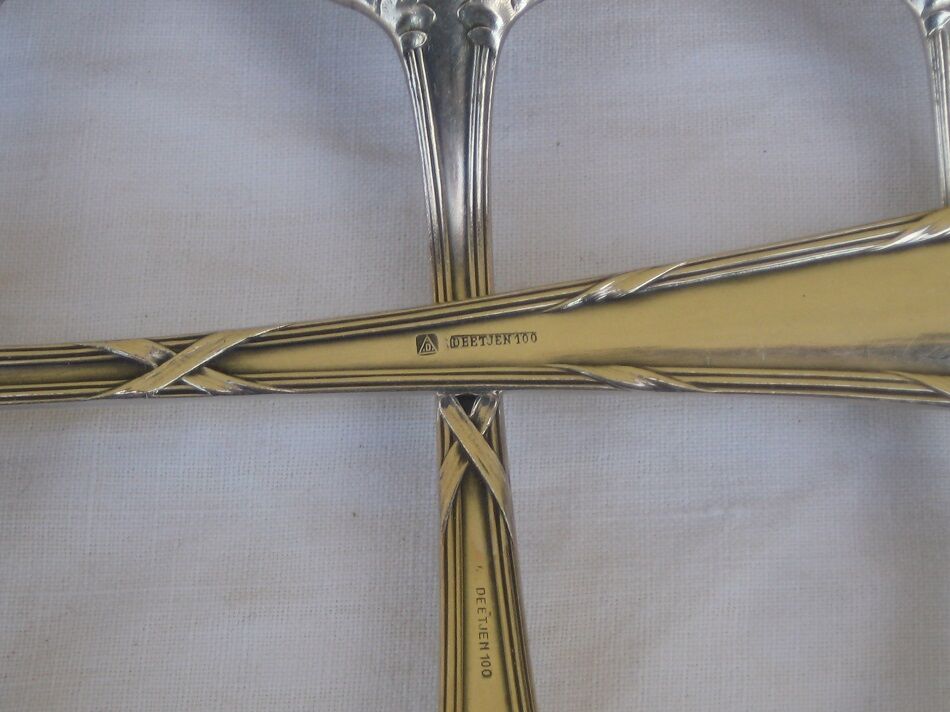 Former Housewife silversmith Deetjen100