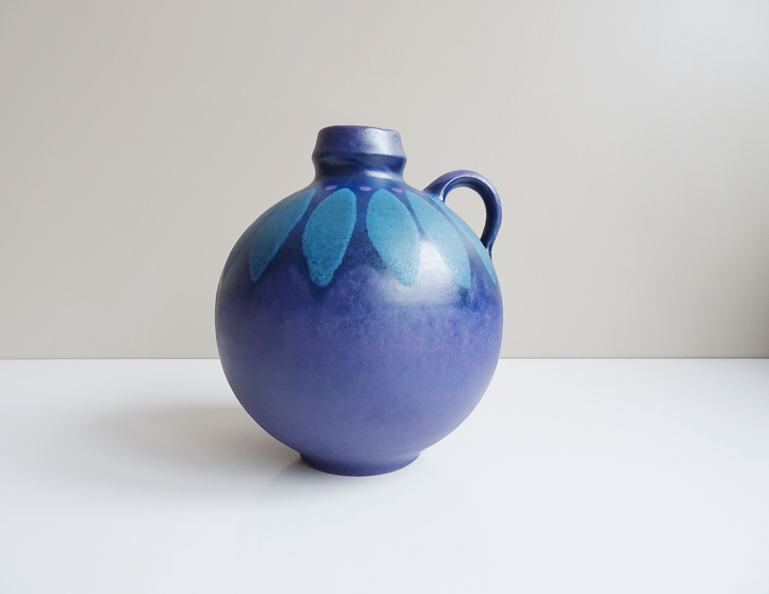 Vase by KMK Decor Viola