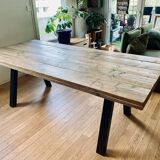 Industrial table in solid wood and metal