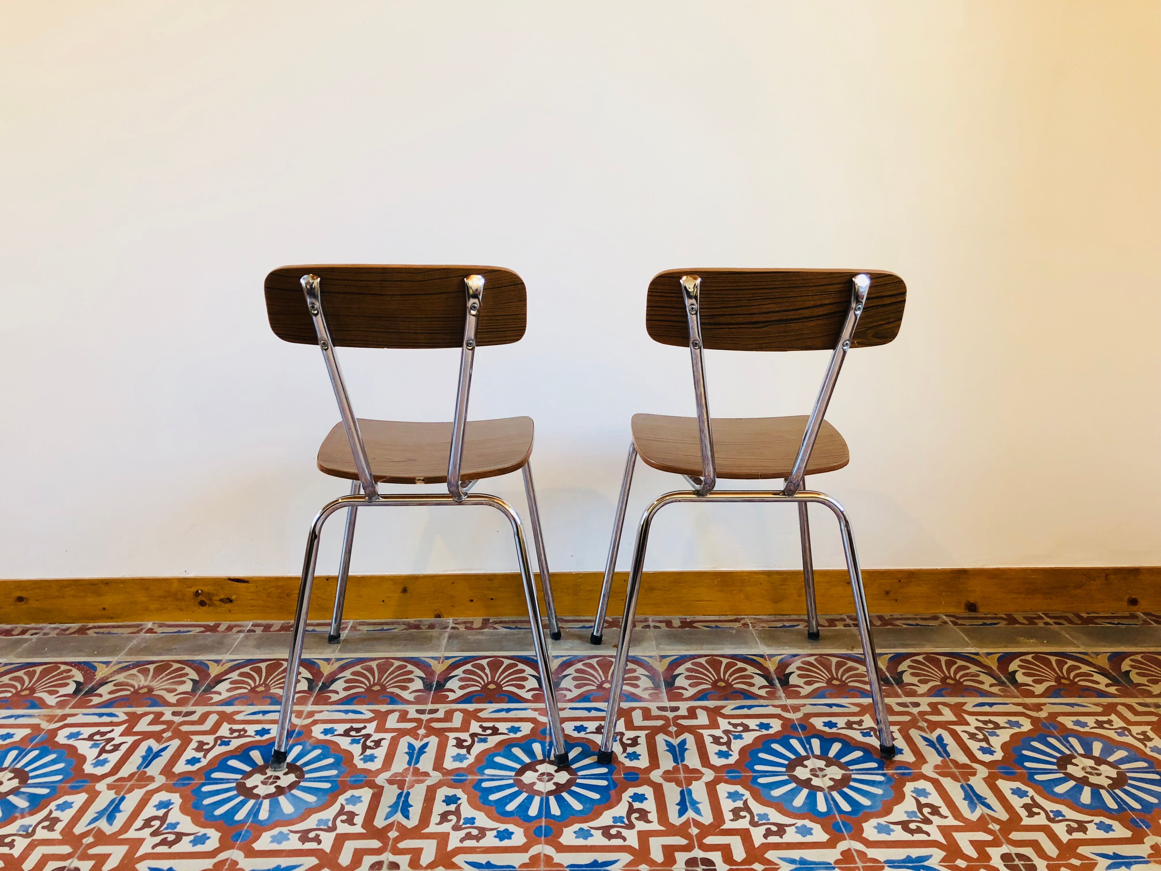 Pair of chairs in formica