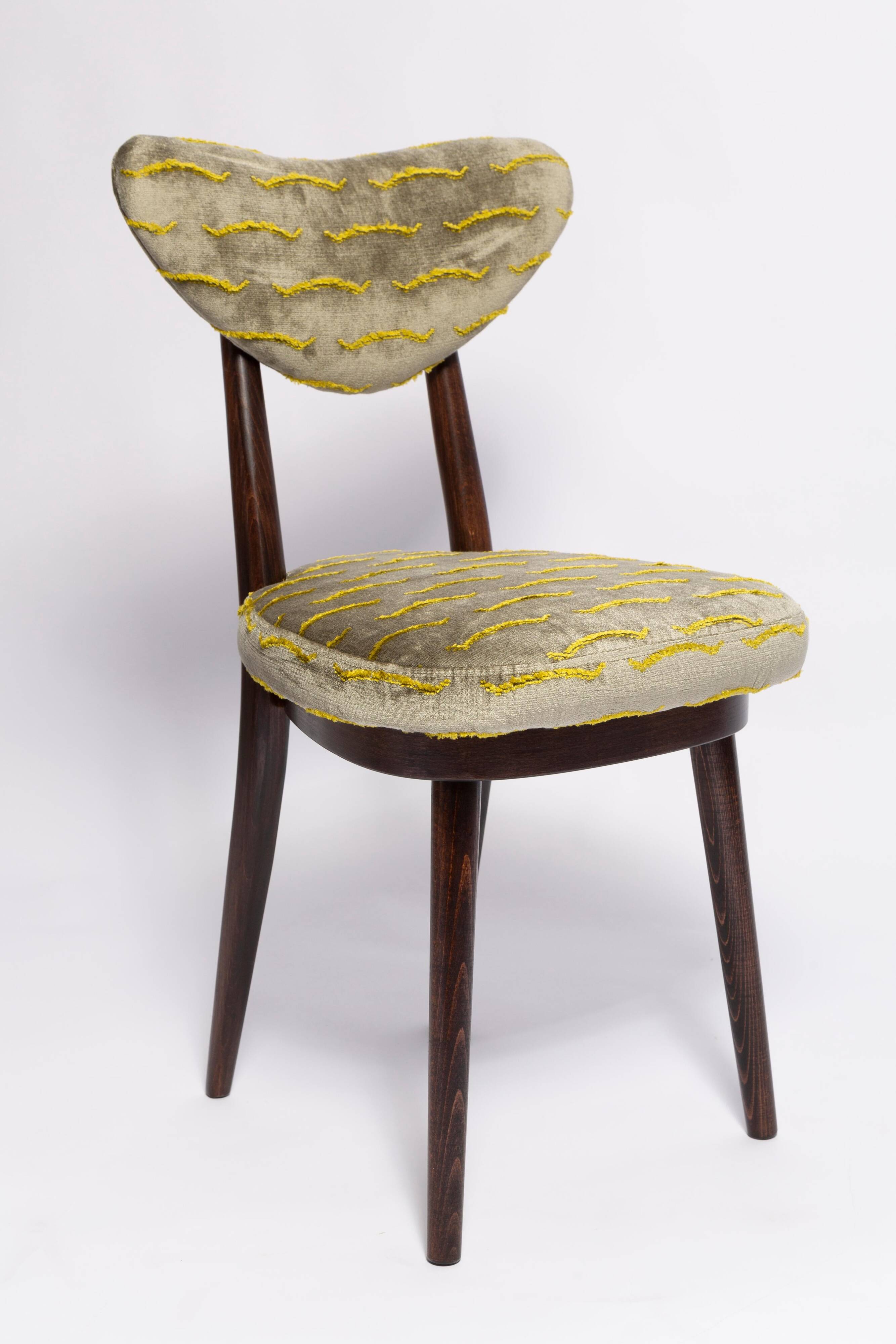 Heart-shaped mid-century chair in green velvet New Waves, Europe, 1960s