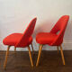 2 chaises Conférence par Eero Saarinen