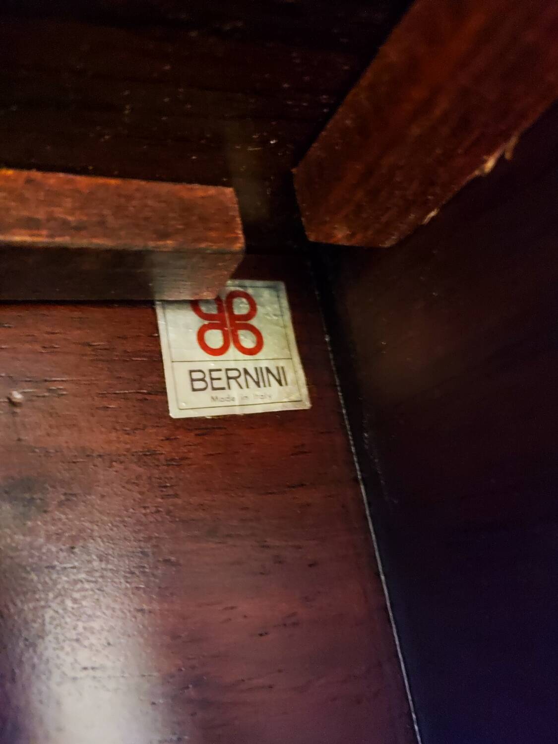 Vintage round dining table, model 522 by Gianfranco Frattini by Bernini