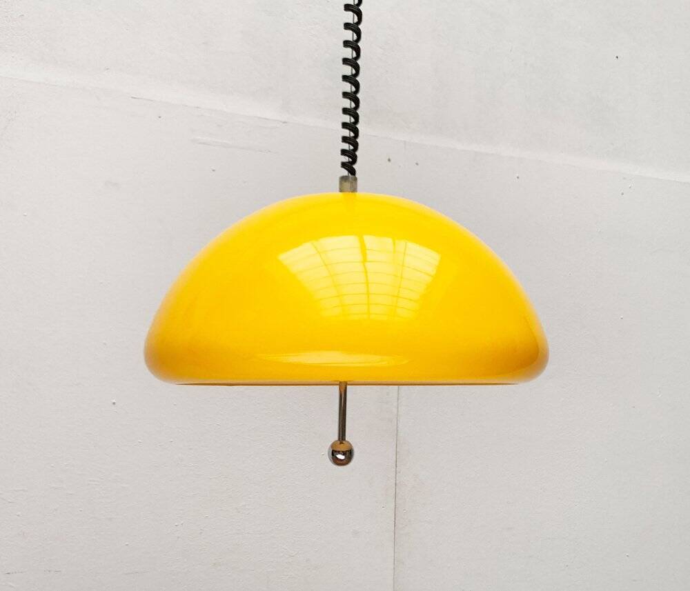 Cabras pendant lamp in Space Age style from the mid-century by Luigi Massoni for Guzzini, 1960s.