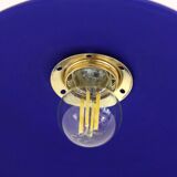 Blue Klein ceramic suspension